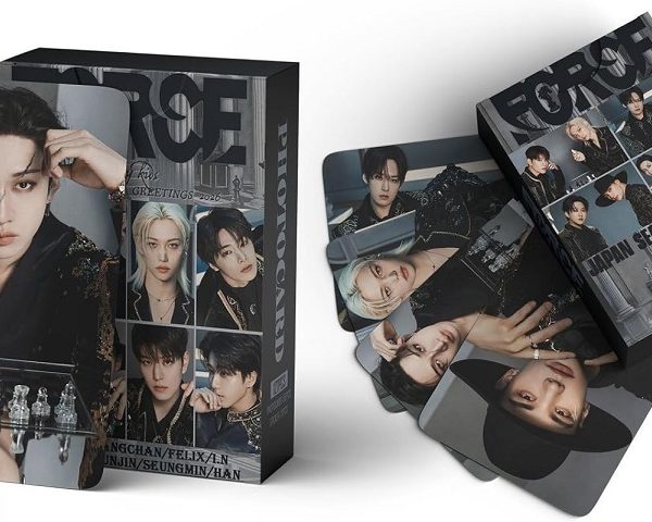 STRAY KIDS SKZ 127 Stück '2026 SEASON'S GREETINGS' 55 Fotocard + 72 Sticker 'FORCE' Karten Felix Bangchan Hyunjin Fotokarten