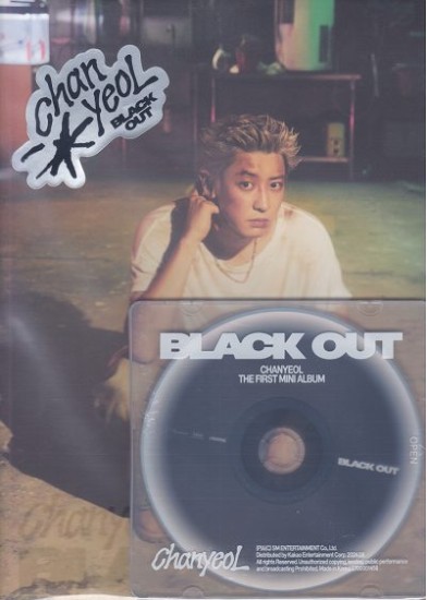CHANYEOL (EXO) The 1st Mini Album – Black Out (Photo Book Night Ver.)