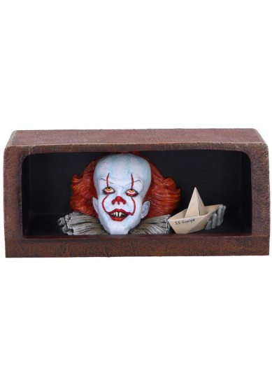 NEMESIS NOW: IT- PENNYWISE CLOWN DRAIN FIGURE (20CM)