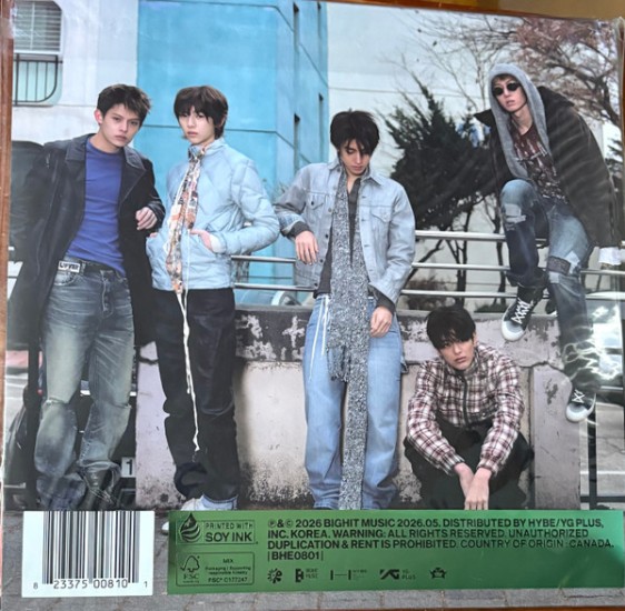 Cortis – GREENGREEN (Vinyl, 12", 45 RPM, EP, Translucent Green) - Image 2